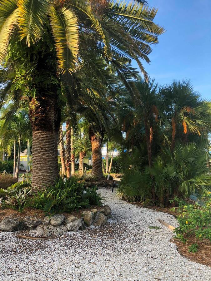 Captiva 2* Point O'Rocks