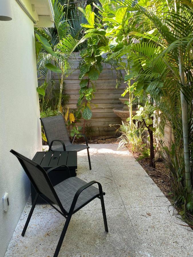 Captiva Beach Hotel 2*